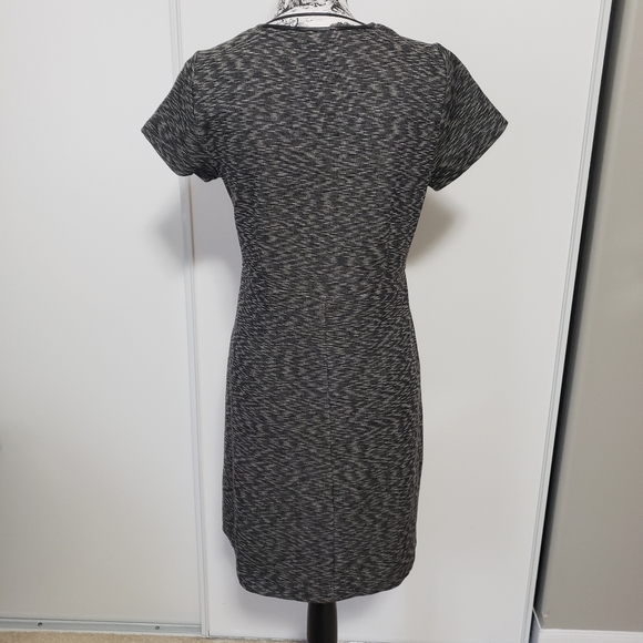 2/$20 Joe fresh fall dress - Picture 3 of 4